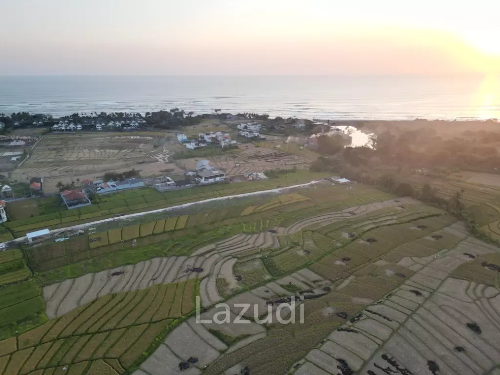 Prime 68.36 Are Pink Zone Land in Cemagi, Ideal for Development, 3 Minutes Away From the Beach