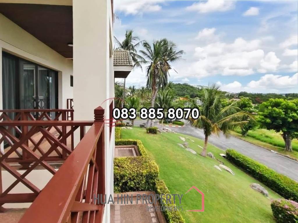 PALM HILL CONDO  : 2 bed with sea and golf course views