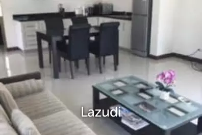 TALAY TARA : 1 bed pool villa with private spacious roof terrace 2 minutes from the beach