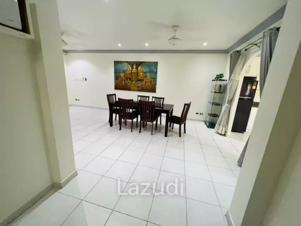 4 Bedrooms 4 Bathrooms 200 SQ.M. Royal Park Village