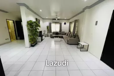4 Bedrooms 4 Bathrooms 200 SQ.M. Royal Park Village