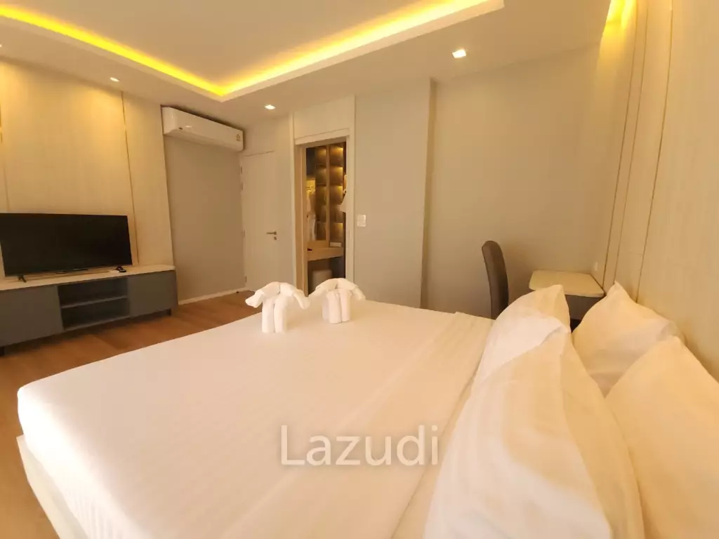 Ultra Luxury 3-Bedroom Condo with Rooftop Pool in Kamala Phuket