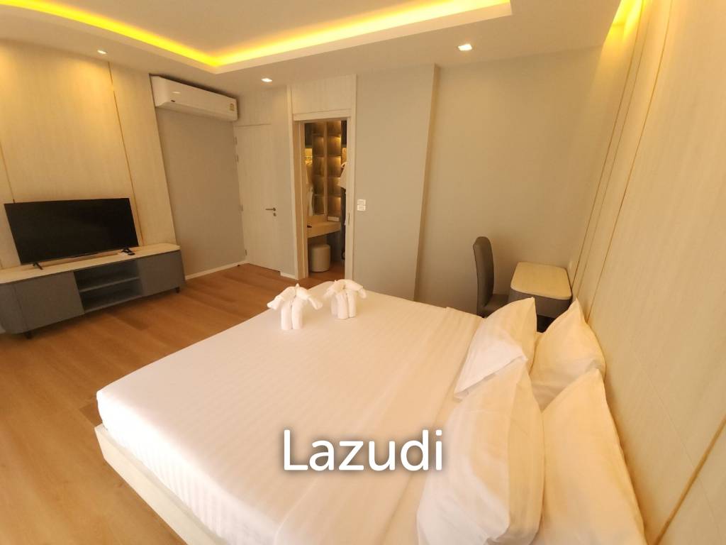 Ultra Luxury 3-Bedroom Condo with Rooftop Pool in Kamala Phuket