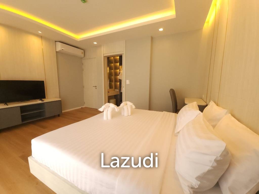 Ultra Luxury 3-Bedroom Condo with Rooftop Pool in Kamala Phuket