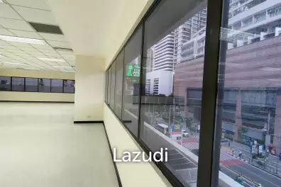 Office Space for rent in Asoke