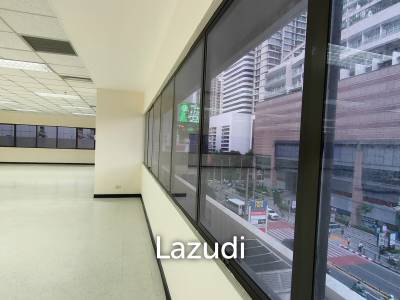Office Space for rent in Asoke