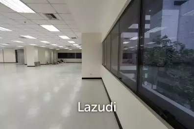 Office Space for rent in Asoke