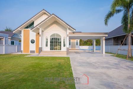 3 Bed 2 Bath 252.65 SQ.M The Valley One Hua Hin Cha Am