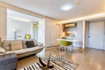 1 Bed 1 Bath 54 SQ.M at MODE Sukhumvit 61