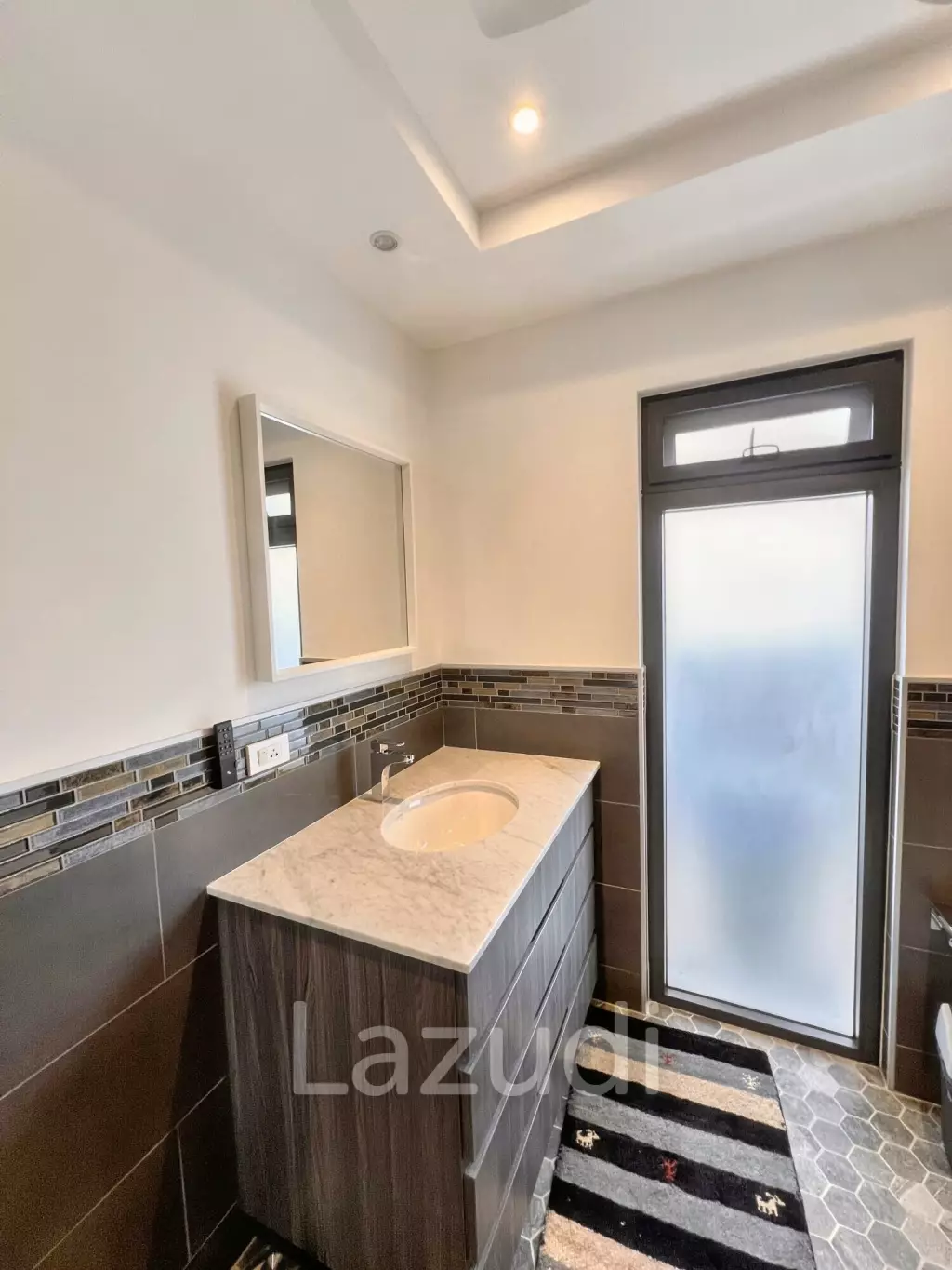 Mali: Brand New Pool Villa with Premium Upgrades/Solar Cells