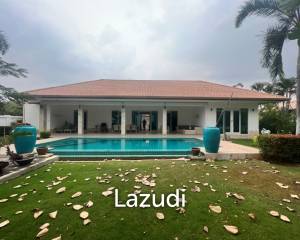 HANA VILLAGE MAUKA  : 3 bed luxury pool villa