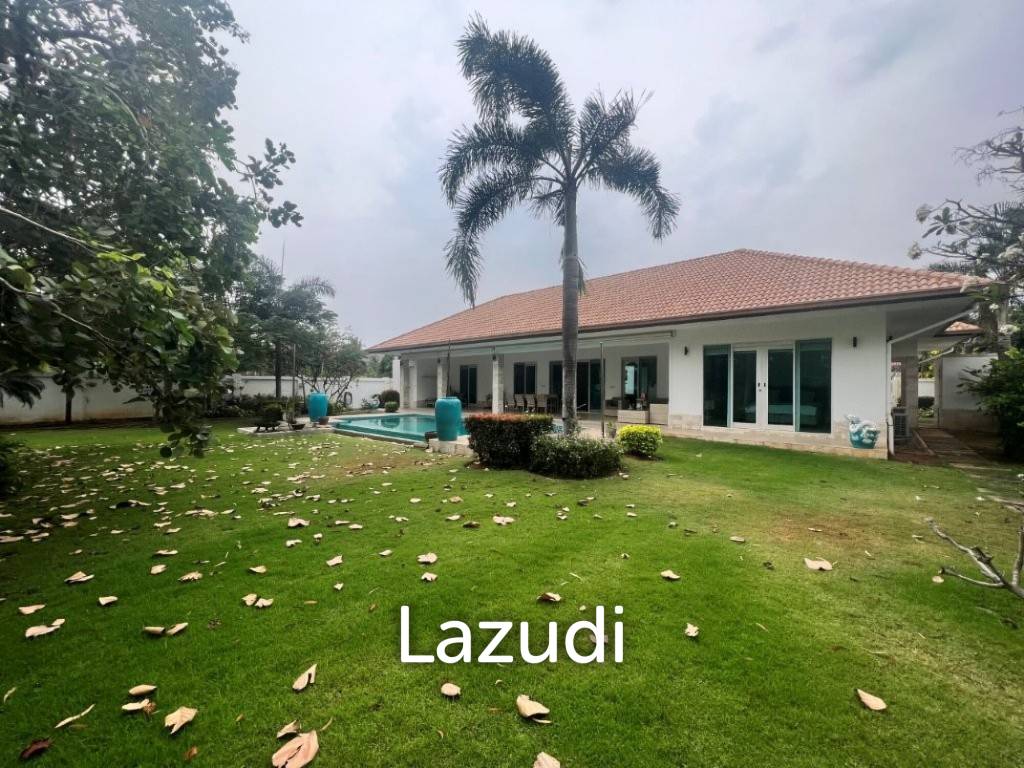 1,600 Sqm 3 Bed 3 Bath Villa For Sale