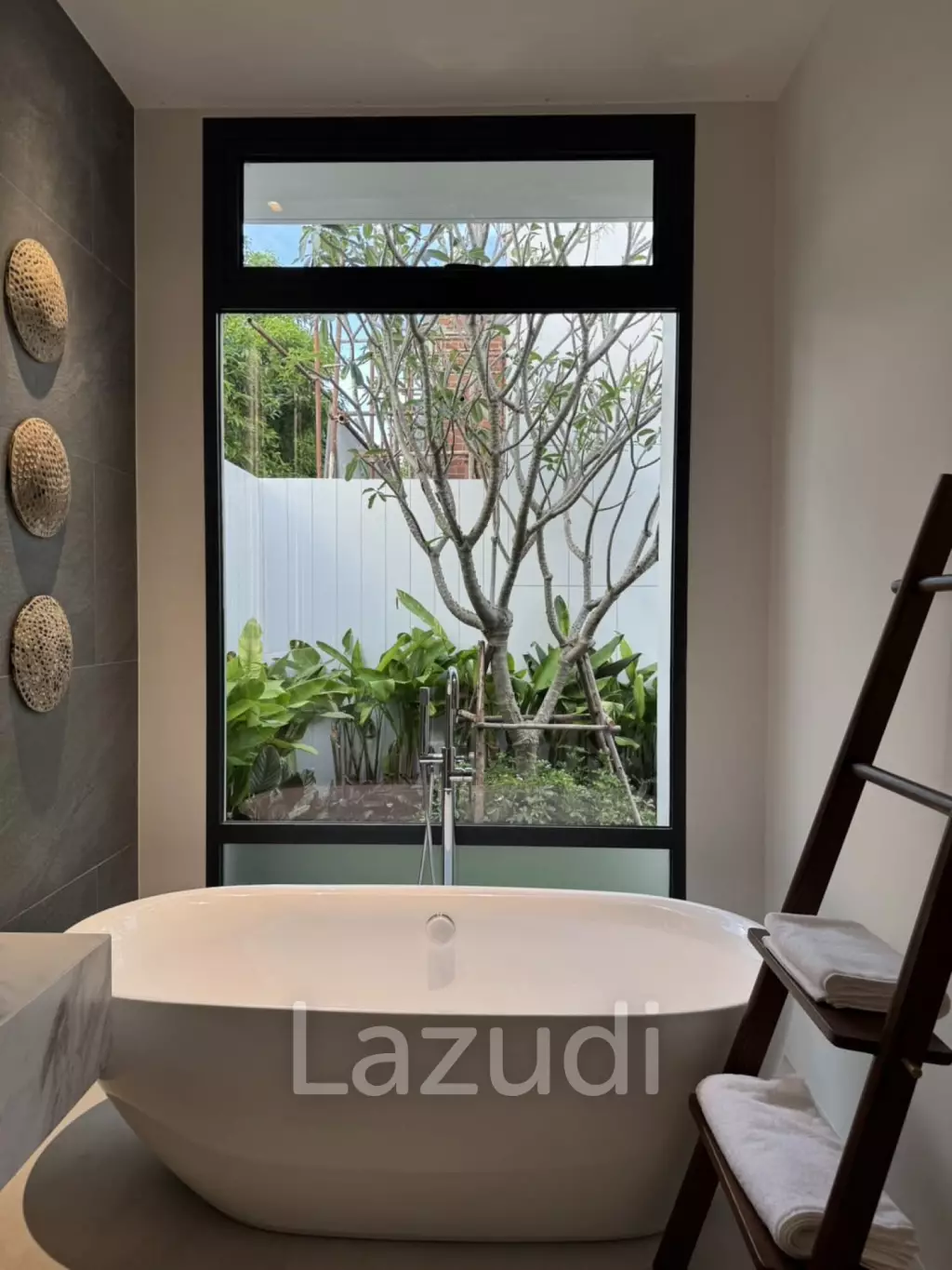 3 Bed 4 Bath 330.24 SQ.M Elite Villas Chalong