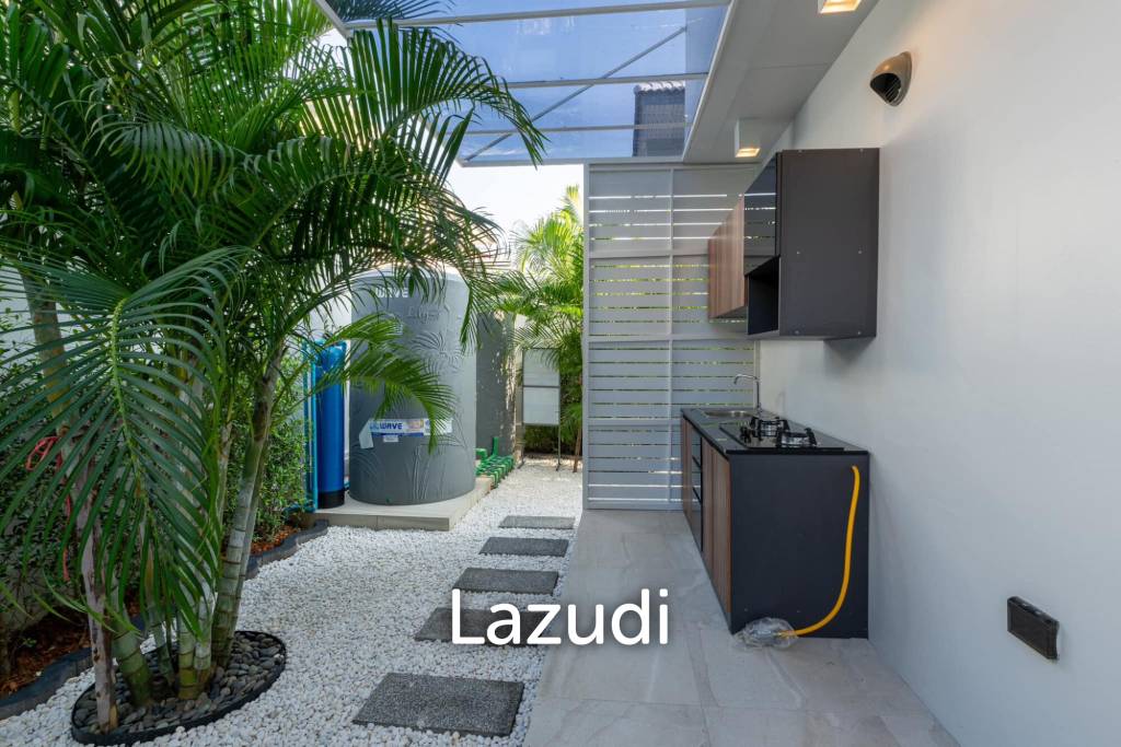 5 Beds 5 Baths 240 SQ.M. View Point Villa