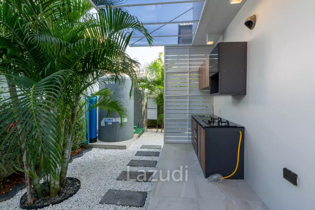 5 Beds 5 Baths 240 SQ.M. View Point Villa
