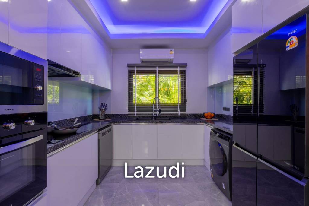 5 Beds 5 Baths 240 SQ.M. View Point Villa