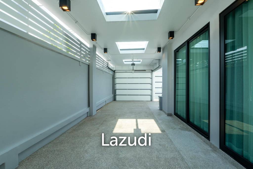 5 Beds 5 Baths 240 SQ.M. View Point Villa