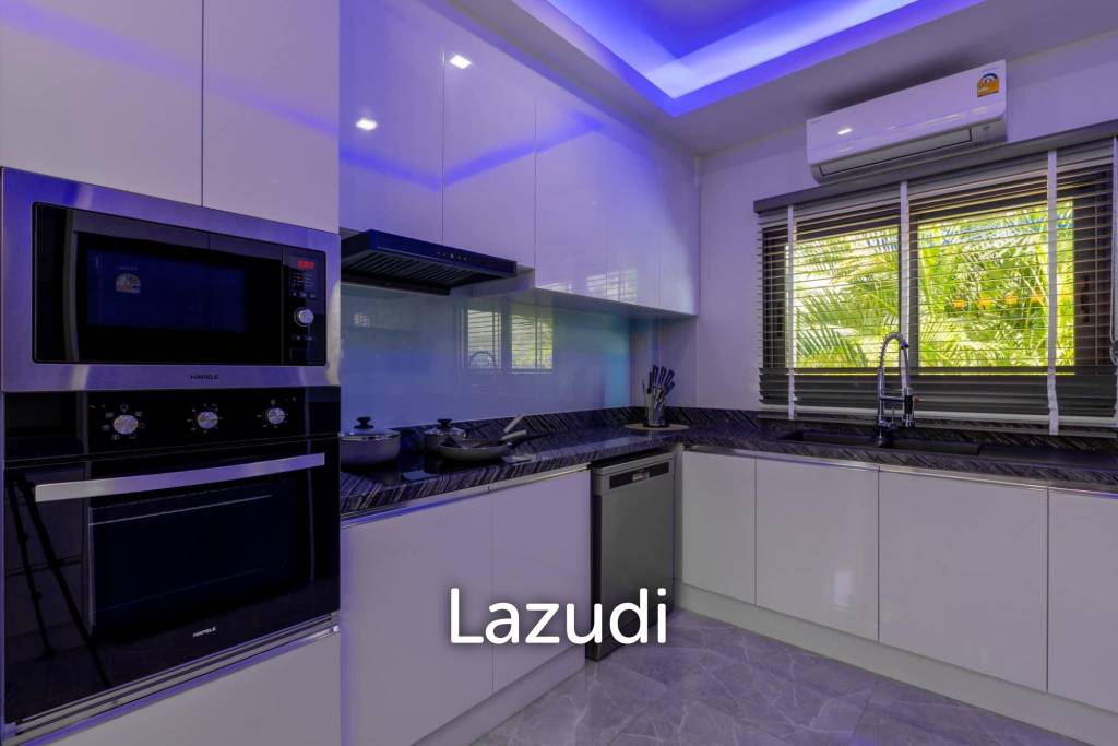5 Beds 5 Baths 240 SQ.M. View Point Villa