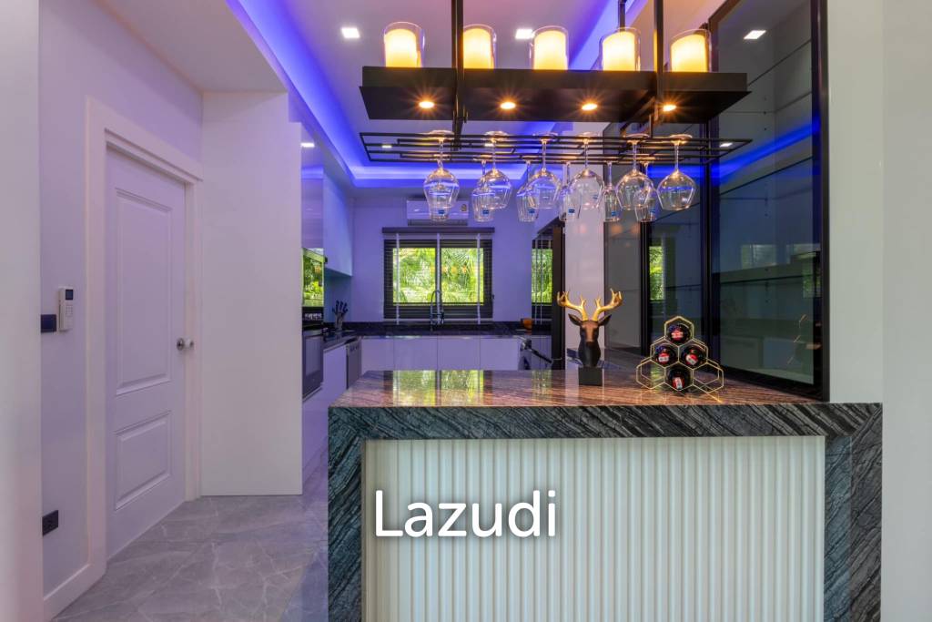 5 Beds 5 Baths 240 SQ.M. View Point Villa