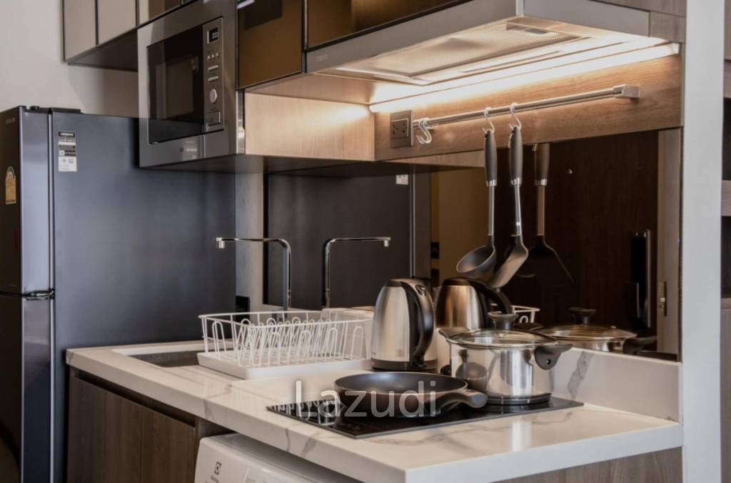 2 Bed 1 Bath 45 SQ.M Park Origin Thonglor