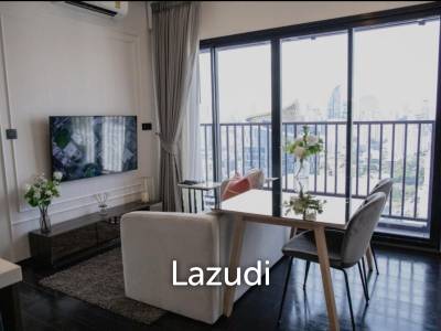 2 Bed 1 Bath 45 SQ.M Park Origin Thonglor