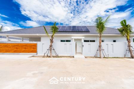 830 ตร.ม 3 เตียง 3 อาบน้ำ วิลล่า For ขาย