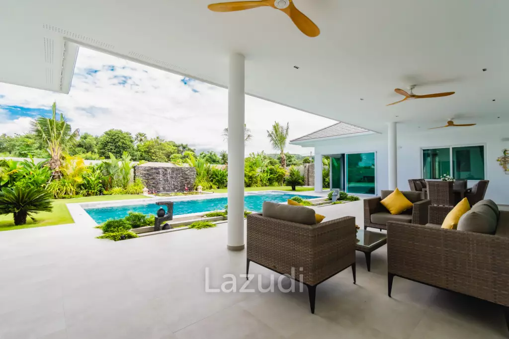 Luxurious Villa in Palm Avenue 4 Hua Hin ,Type E