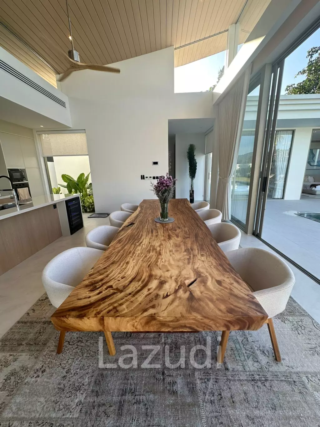 Luxurious 4-Bedroom Villa in Thep Krasatti HKT