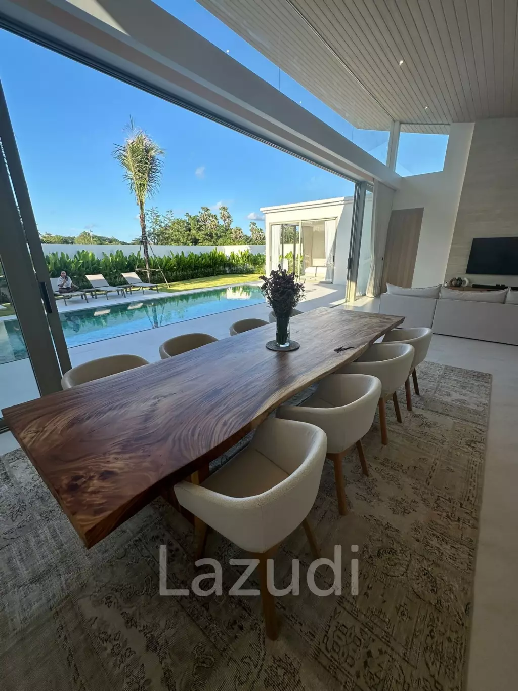 Luxurious 4-Bedroom Villa in Thep Krasatti HKT