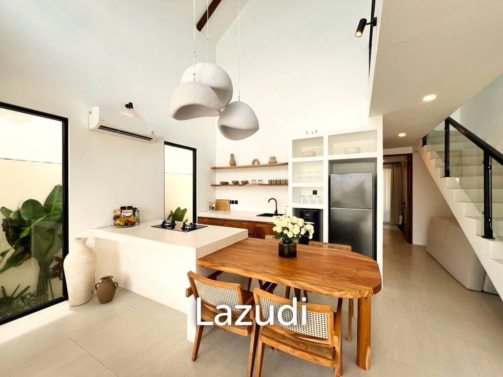 CONTEMPORARY 2-BEDROOM VILLA IN UNGASAN WITH TROPICAL TOUCHES