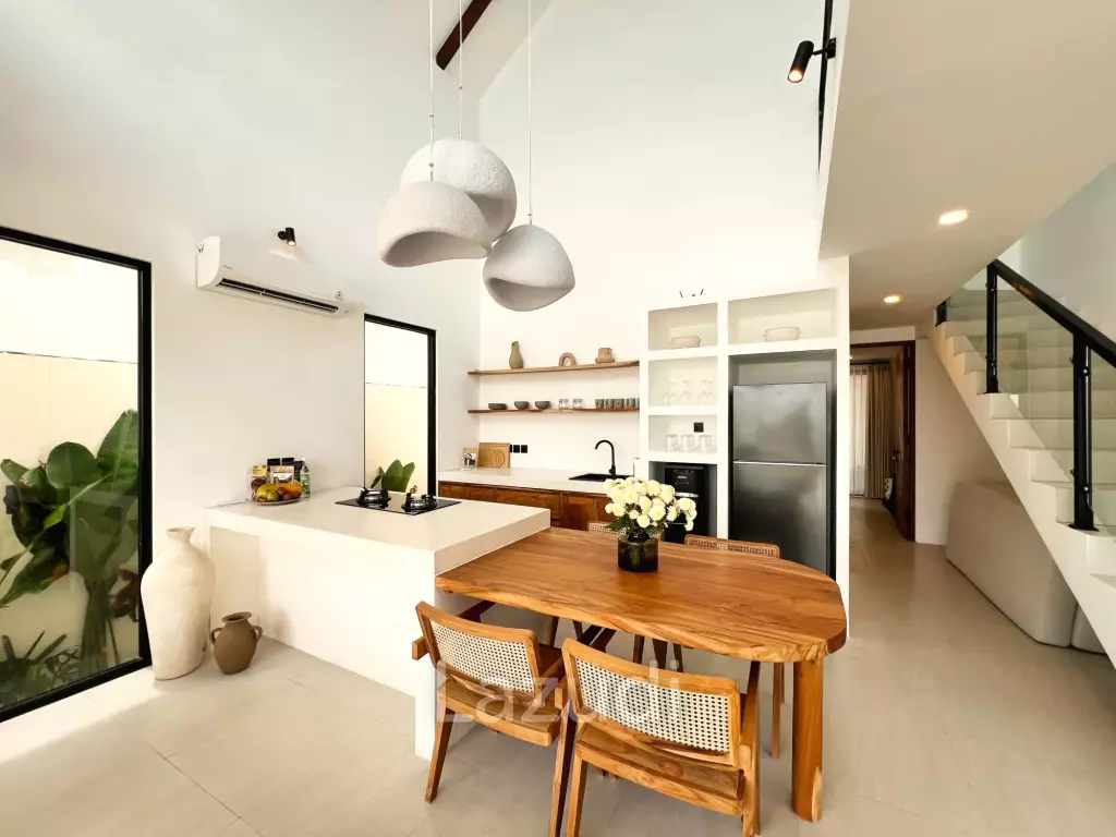 CONTEMPORARY 2-BEDROOM VILLA IN UNGASAN WITH TROPICAL TOUCHES