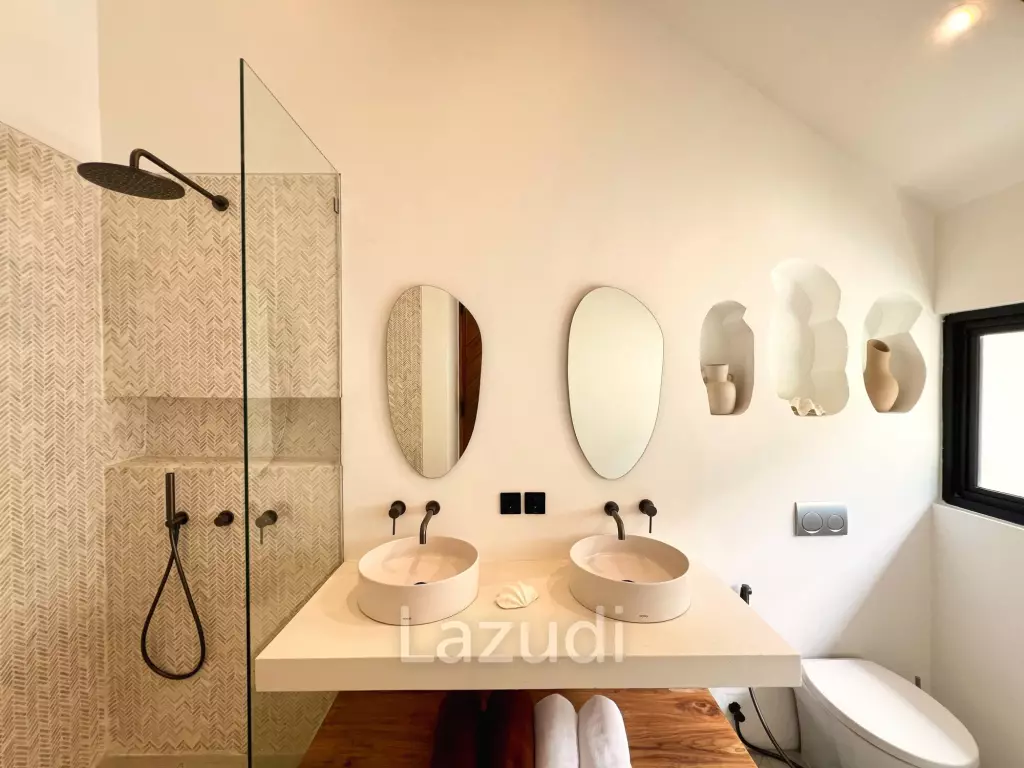 CONTEMPORARY 2-BEDROOM VILLA IN UNGASAN WITH TROPICAL TOUCHES