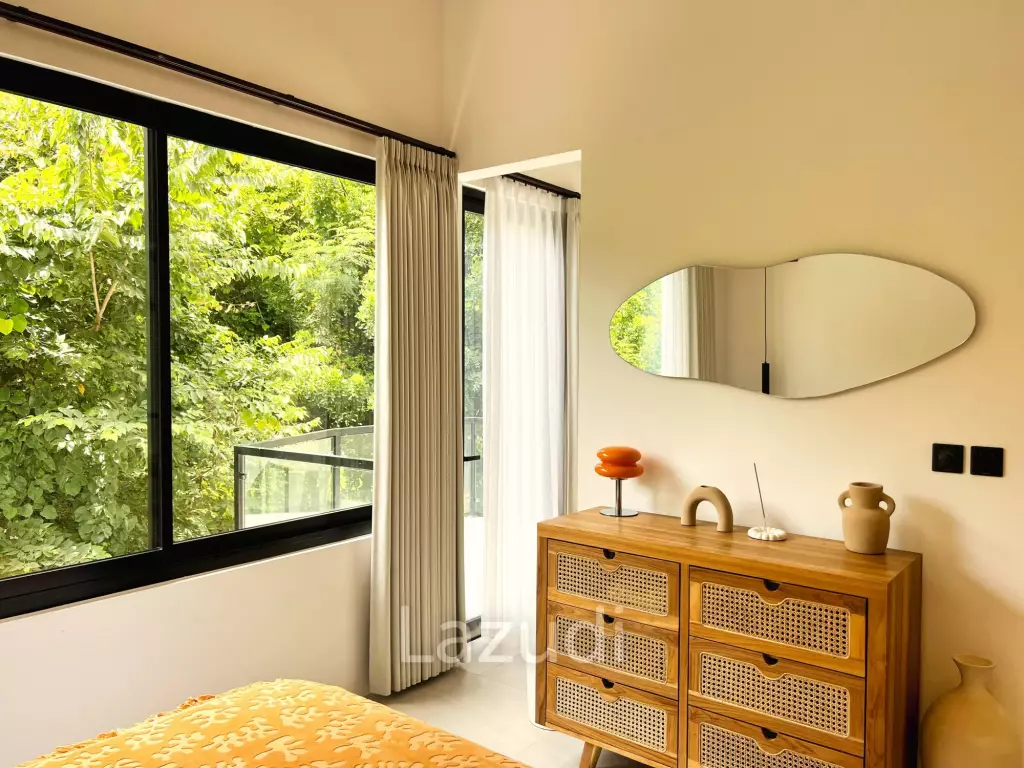 CONTEMPORARY 2-BEDROOM VILLA IN UNGASAN WITH TROPICAL TOUCHES