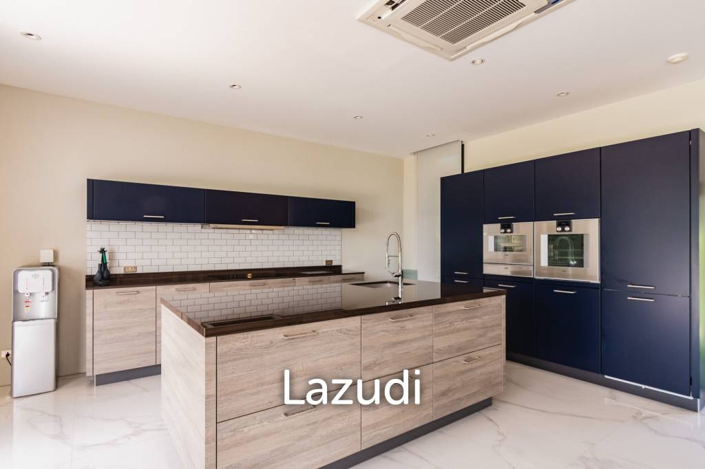 1,296 Sqm 5 Bed 4 Bath Villa For Sale