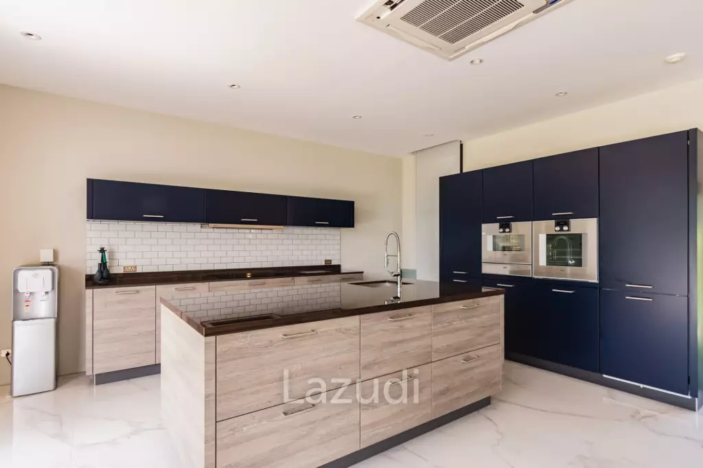 5 Bed 2 Storey Pool Villa with Panoramic Mountain view on the Golf Course