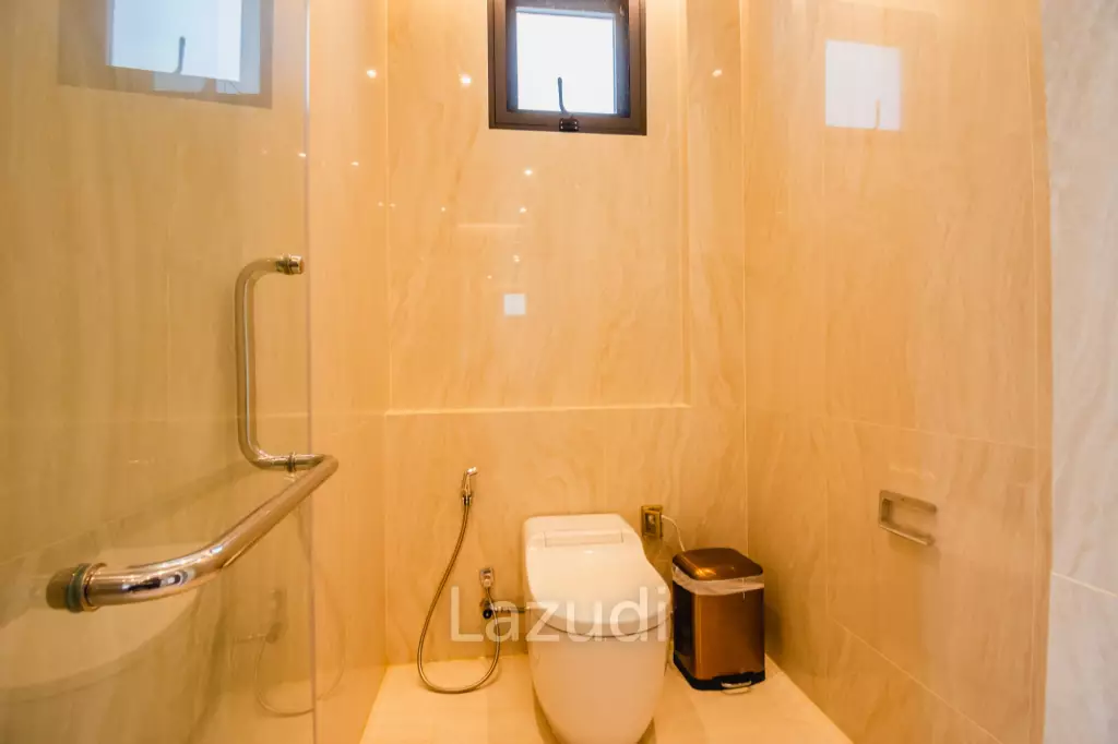 5 Bed 2 Storey Pool Villa with Panoramic Mountain view on the Golf Course