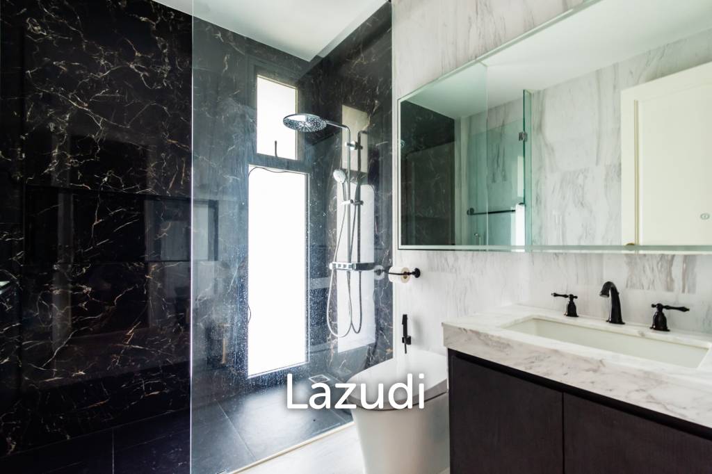 1,296 Sqm 5 Bed 4 Bath Villa For Sale