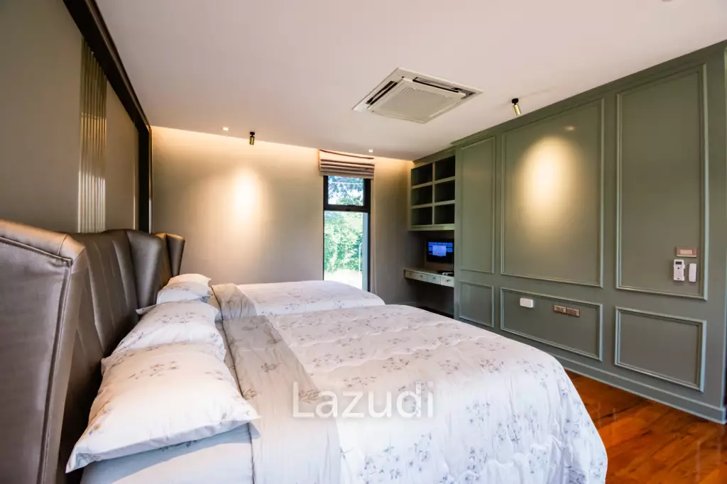 5 Bed 2 Storey Pool Villa with Panoramic Mountain view on the Golf Course