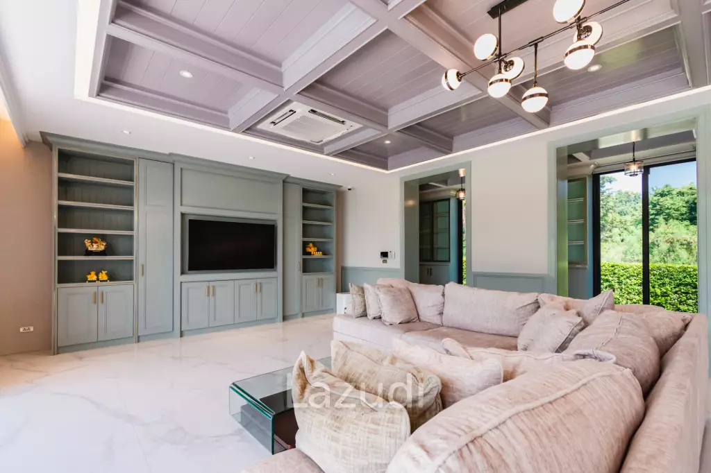 5 Bed 2 Storey Pool Villa with Panoramic Mountain view on the Golf Course
