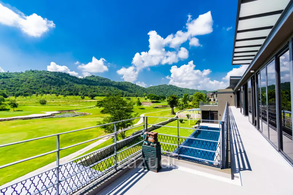 5 Bed 2 Storey Pool Villa with Panoramic Mountain view on the Golf Course