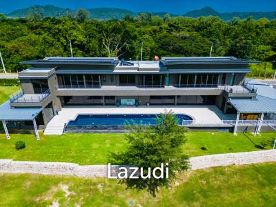 5 Bed 2 Storey Pool Villa with Panoramic Mountain view on the Golf Course