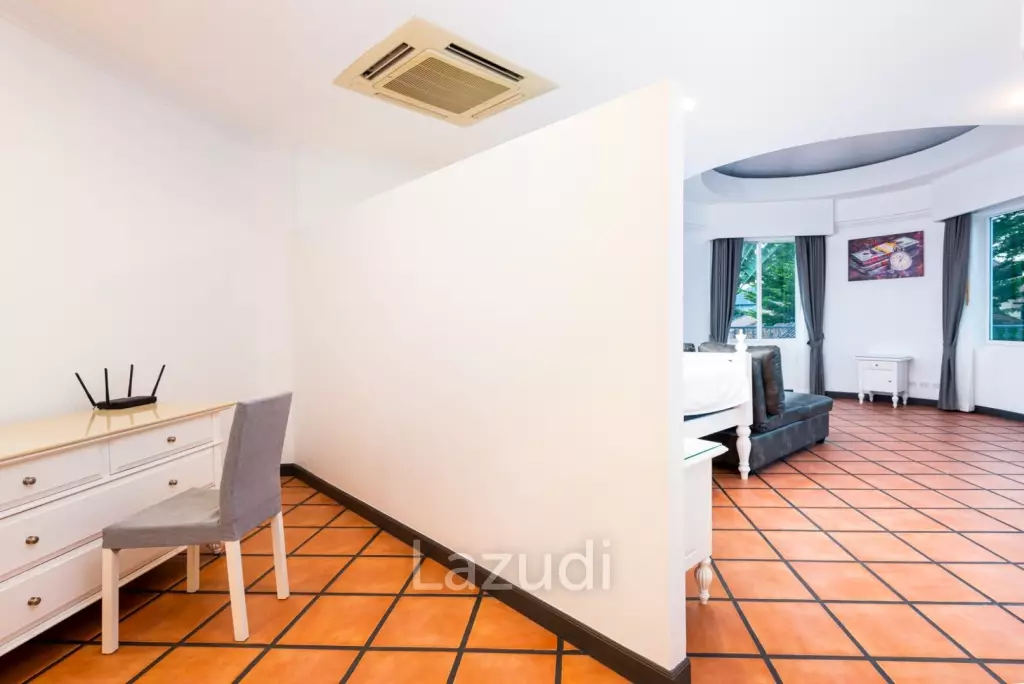 4 Bedrooms 4 Bathrooms 425 SQ.M. Villa Med
