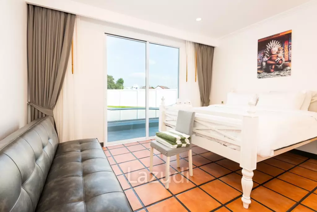 4 Bedrooms 4 Bathrooms 425 SQ.M. Villa Med
