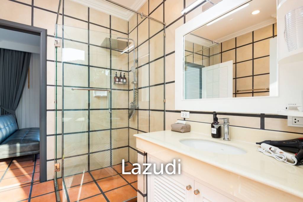 4 Bedrooms 4 Bathrooms 425 SQ.M. Villa Med
