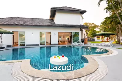 4 Bedrooms 4 Bathrooms 425 SQ.M. Villa Med