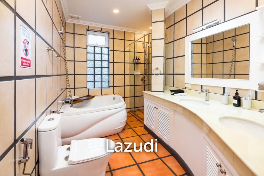 4 Bedrooms 4 Bathrooms 425 SQ.M. Villa Med