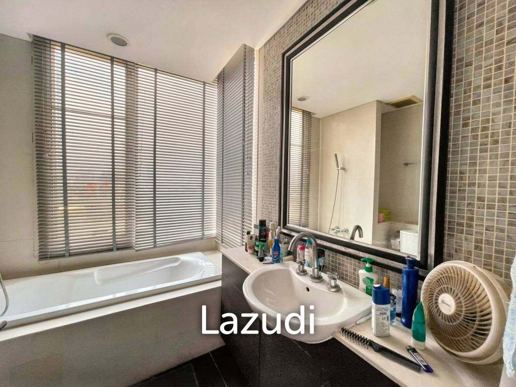 3 Bed 3 Bath 145 SQ.M Watermark Chaophraya