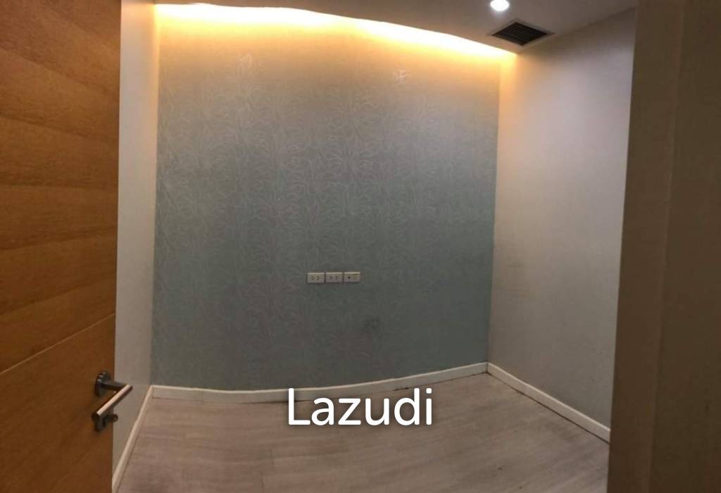 Office Space for rent in Bangna