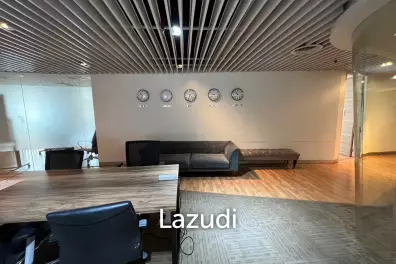 Fully Fitted Office Space for rent in Asoke