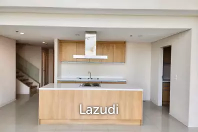 3 Bedrooms 3 Bathrooms 303.64 SQ.M Villa Asok